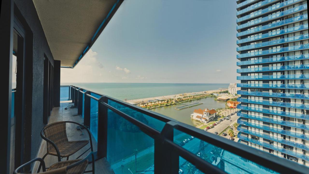 Orbi City Aparthotel Batumi Exterior foto
