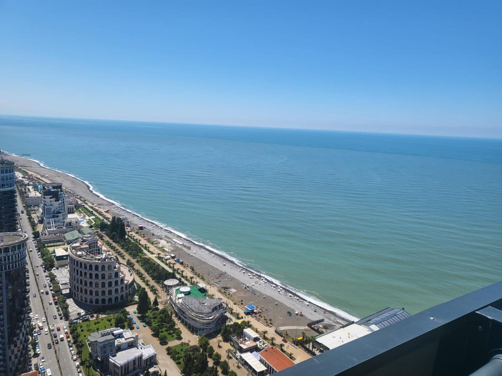 Orbi City Aparthotel Batumi Zimmer foto